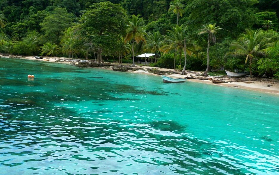 San Blas island beach
